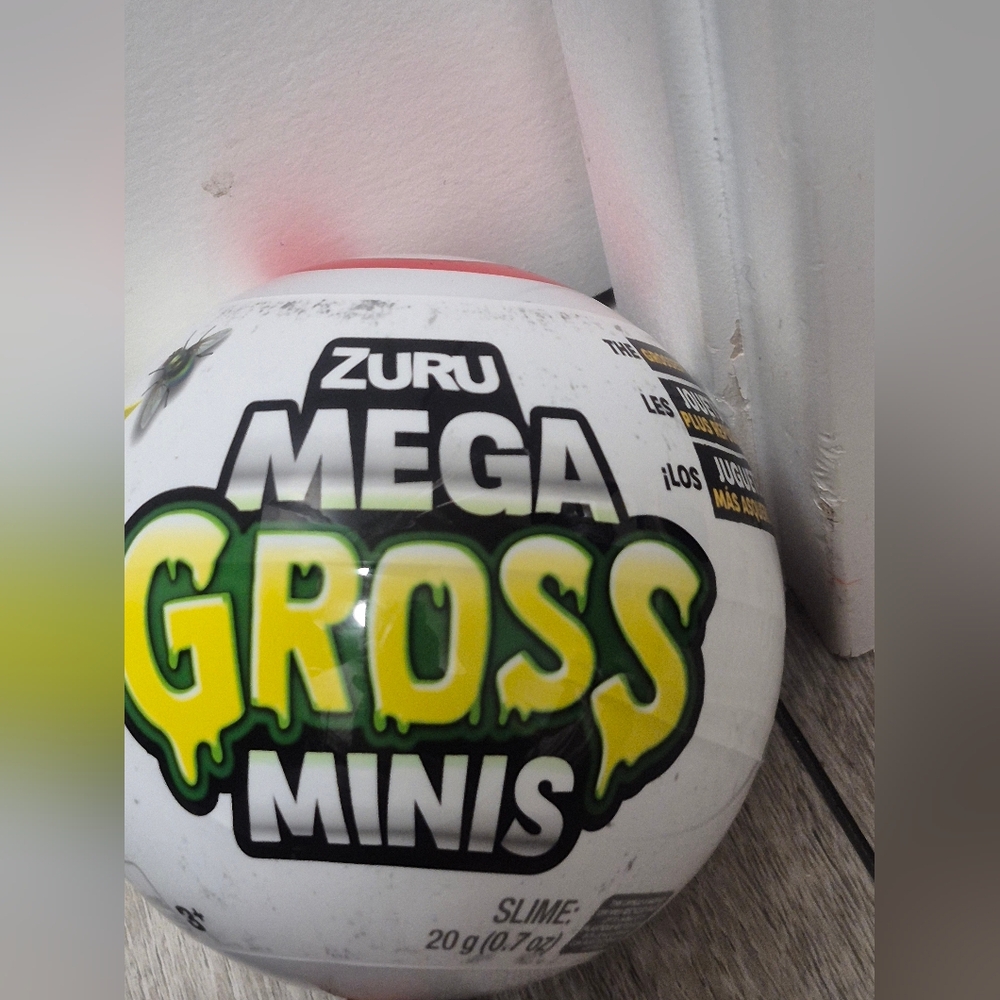 Zuru Mega Gross Minis Slime Ball Capsule. 5 Suprise